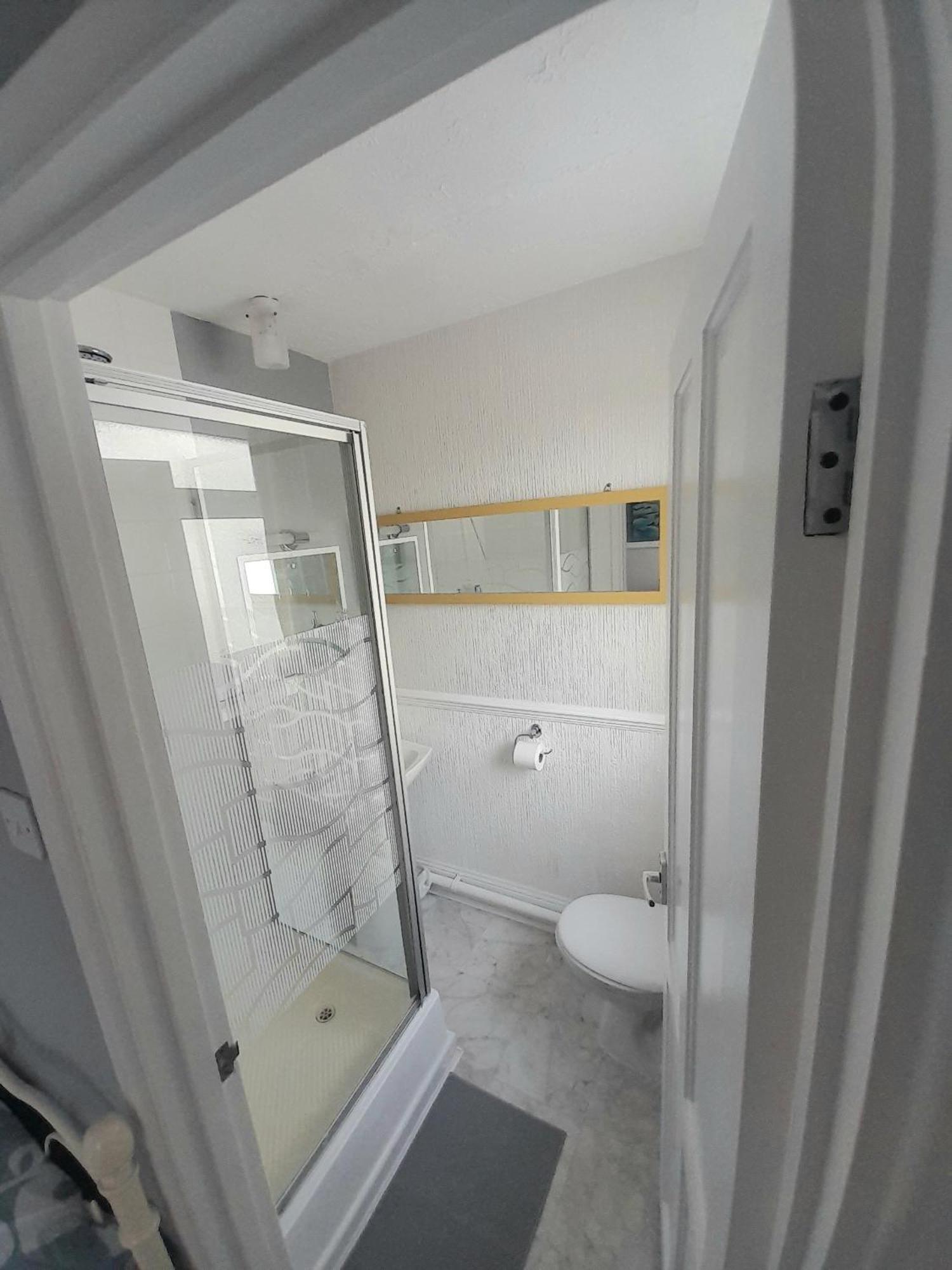 Torbay Guesthouse Пейнтън Екстериор снимка