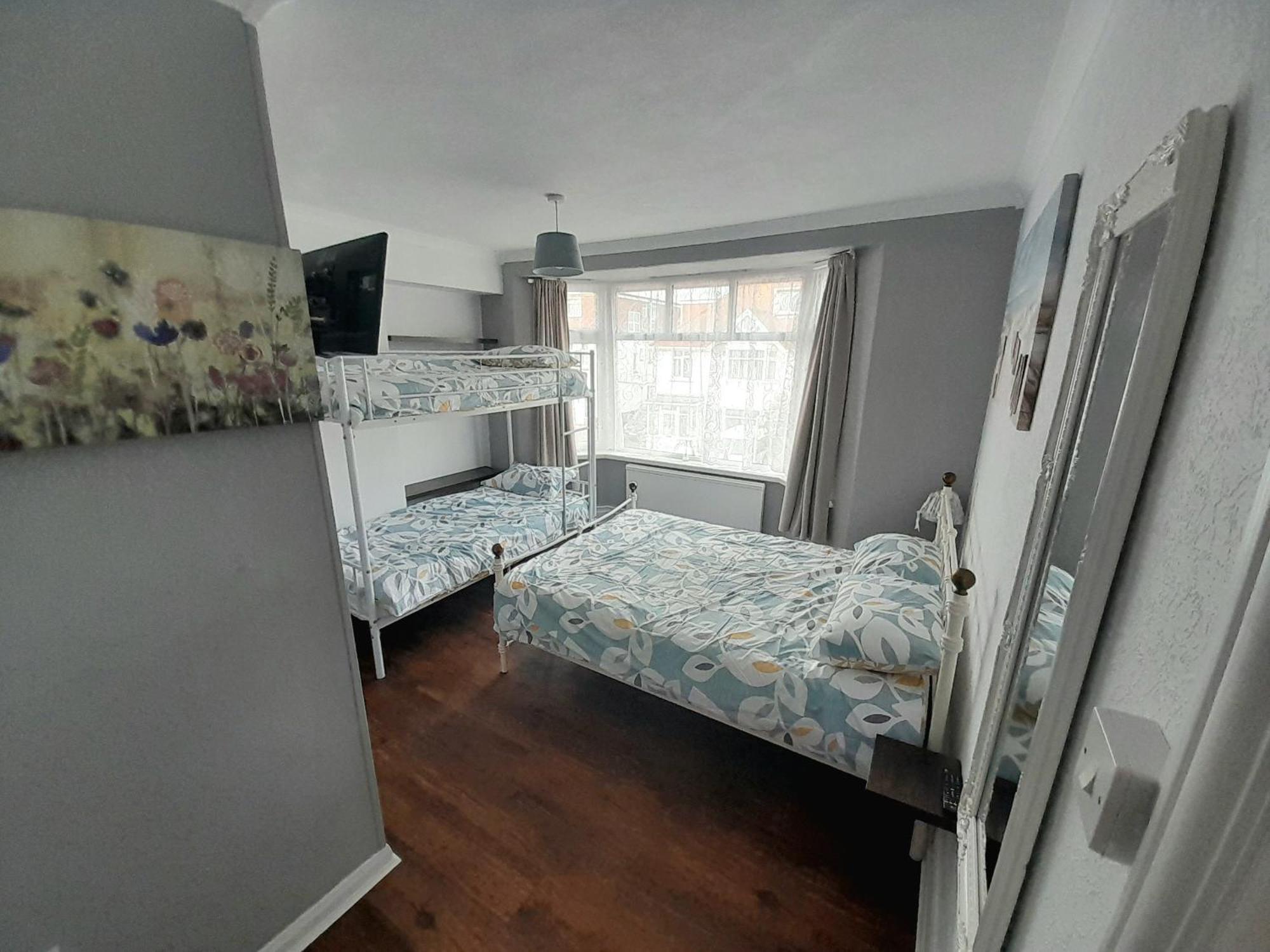 Torbay Guesthouse Пейнтън Екстериор снимка
