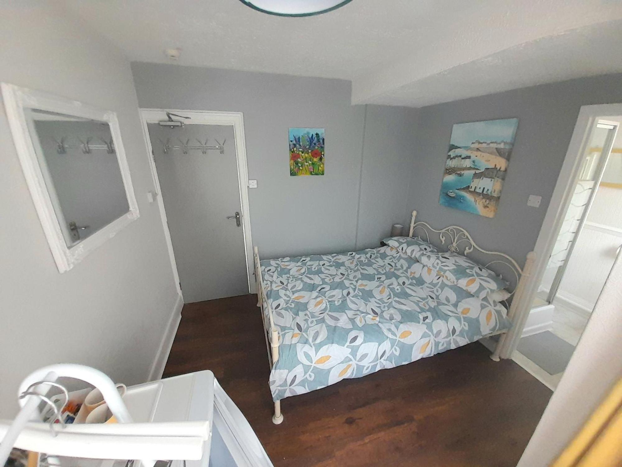 Torbay Guesthouse Пейнтън Екстериор снимка